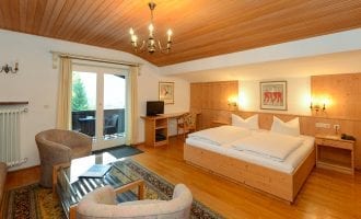 Family room, category standard in Stoll's Hotel Alpina in Schönau am Koenigssee / Berchtesgaden